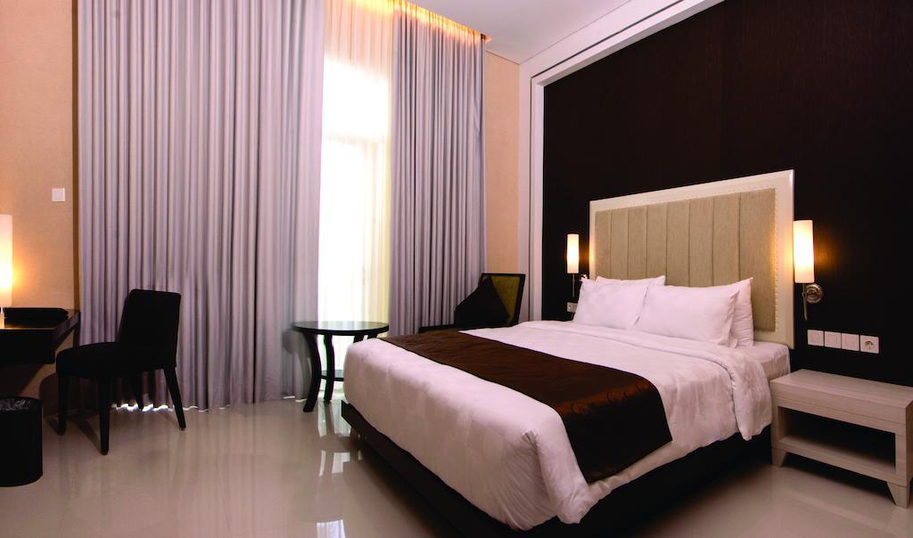 Gallery Prawirotaman Hotel Γιογκιακάρτα Δωμάτιο φωτογραφία