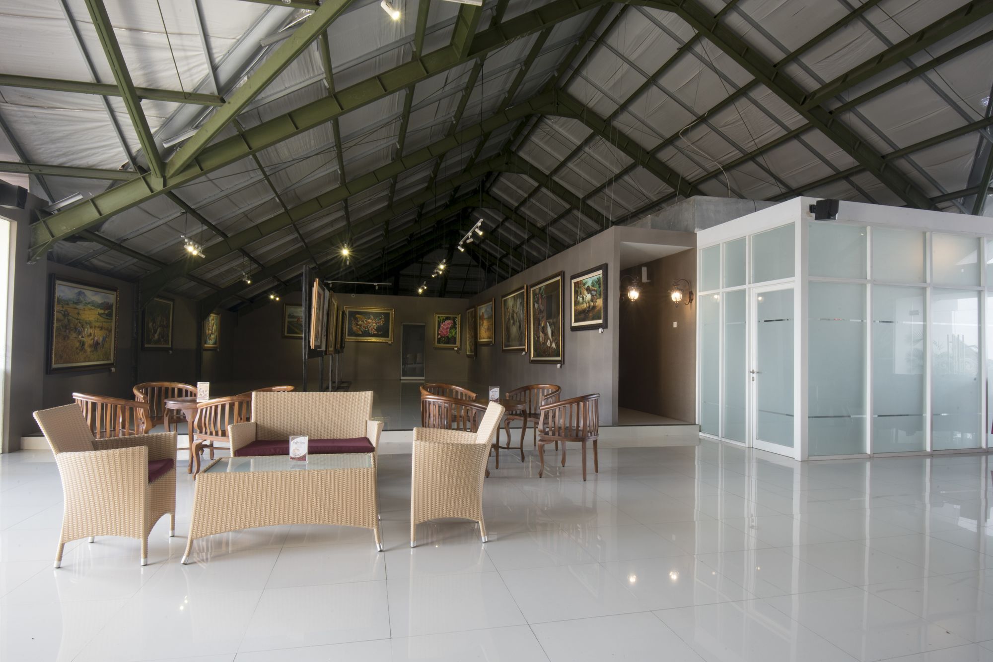 Gallery Prawirotaman Hotel Γιογκιακάρτα Εξωτερικό φωτογραφία